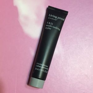 💋4/$26! Living proof multitasking styler